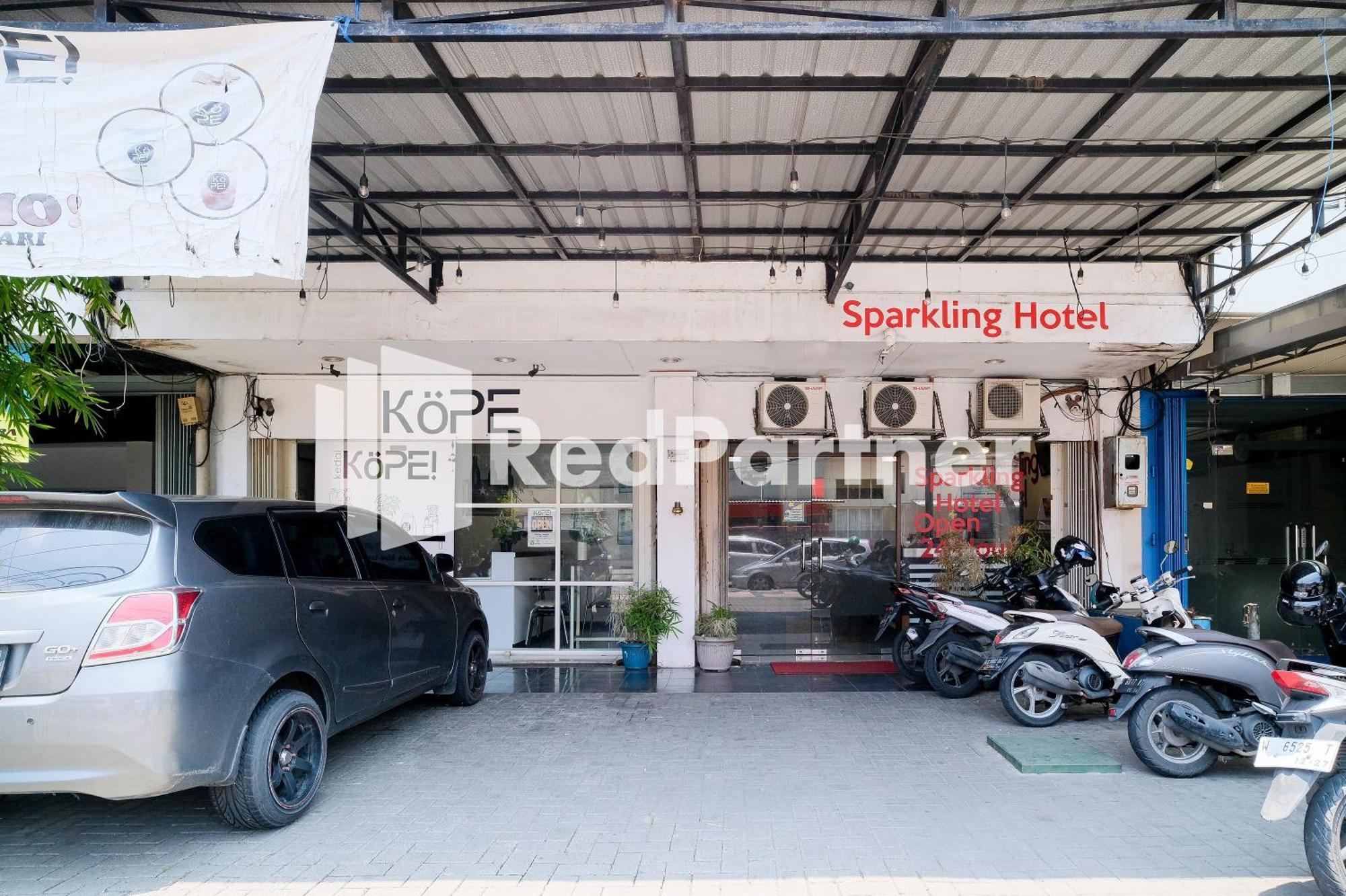 Reddoorz At Sparkling Hotel Surabaya Exterior foto